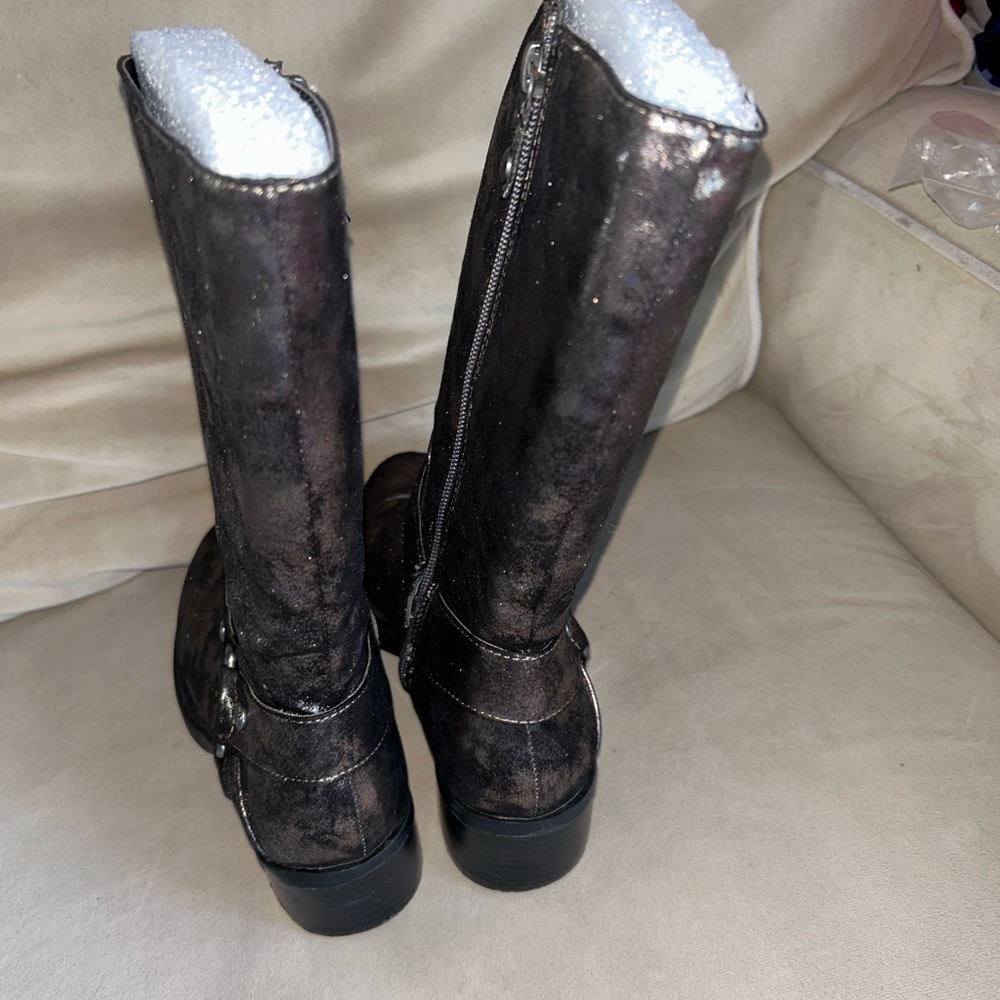 Simply Vera Wang Boots - Picture 3 of 14